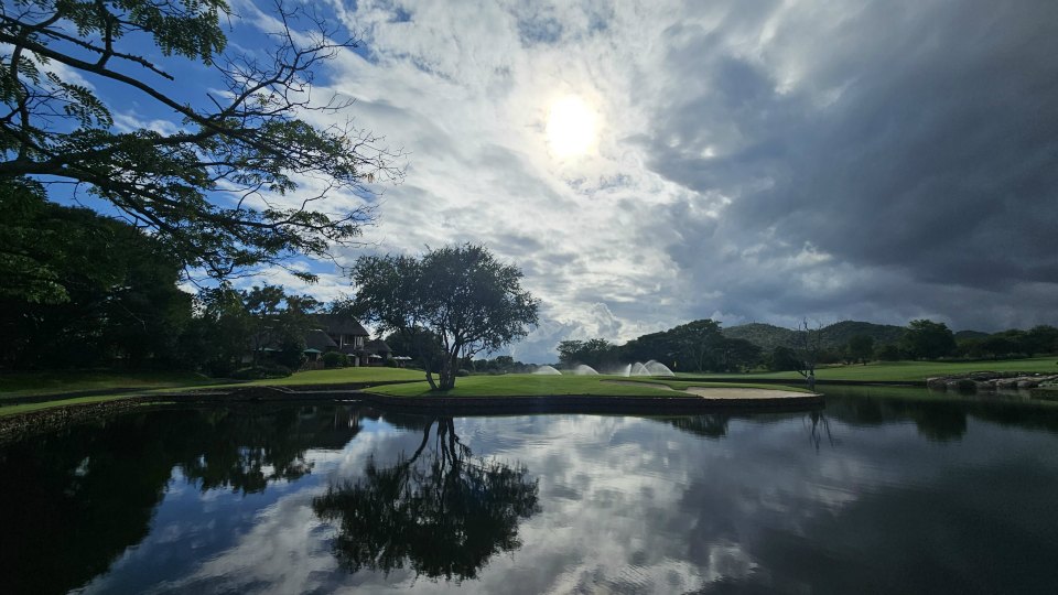 <h2>The Best of South Africa Escorted 2023</h2> 14 Nights | 6 Rounds | March 11 - 25